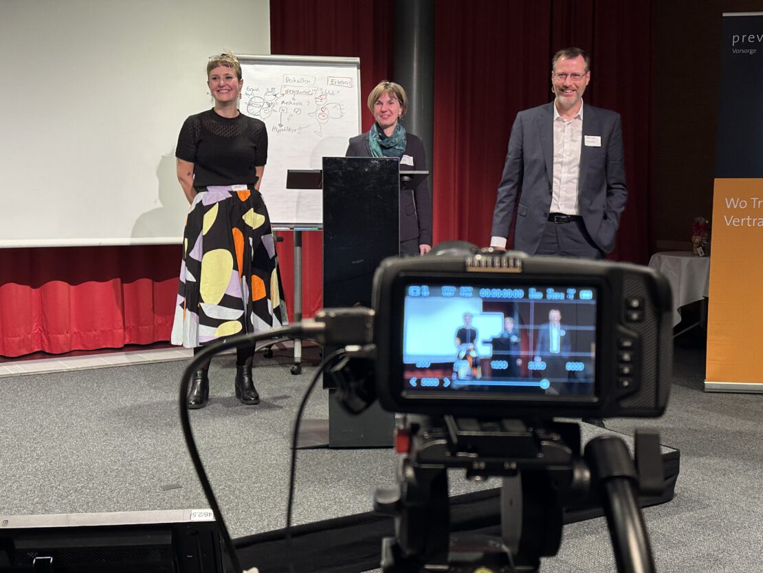 Die Referentinnen und Referenten: 